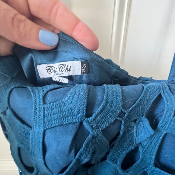 Chi chi London Dress - Picture 4 of 6